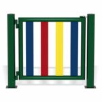 valla metálica puerta